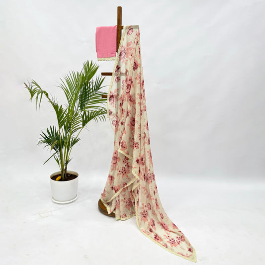 Cream And Peach Flower Bunch Saree