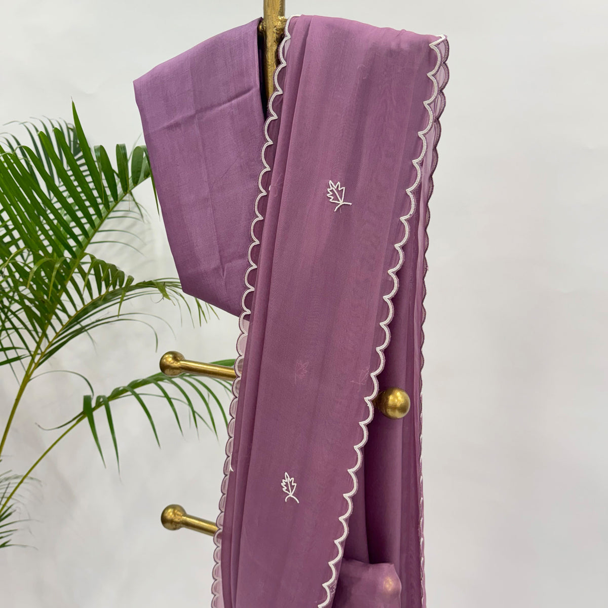 MAUVE PEARL LEAF BUTAS ORGANZA SAREE