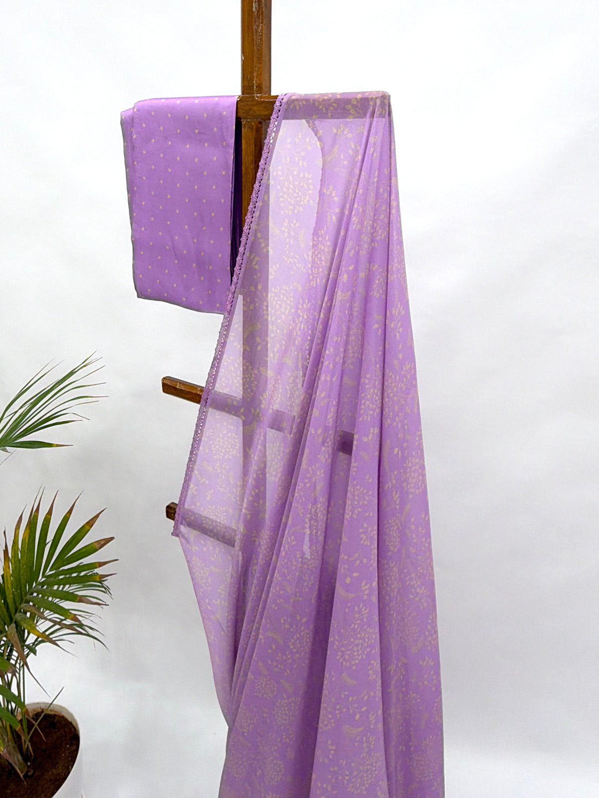 LAVENDER KUMRI GEOGRETTE SAREE