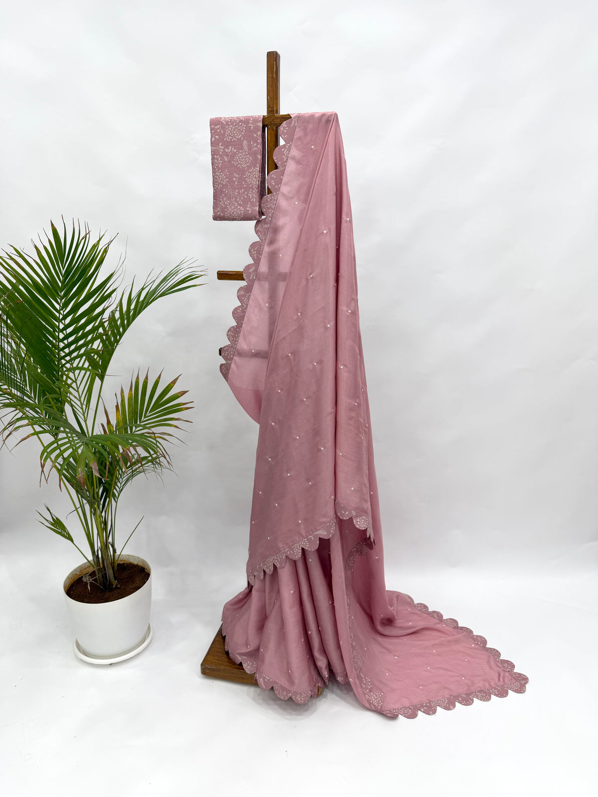 OLDROSE KUMRI SILK SCALLOP SILK SAREE