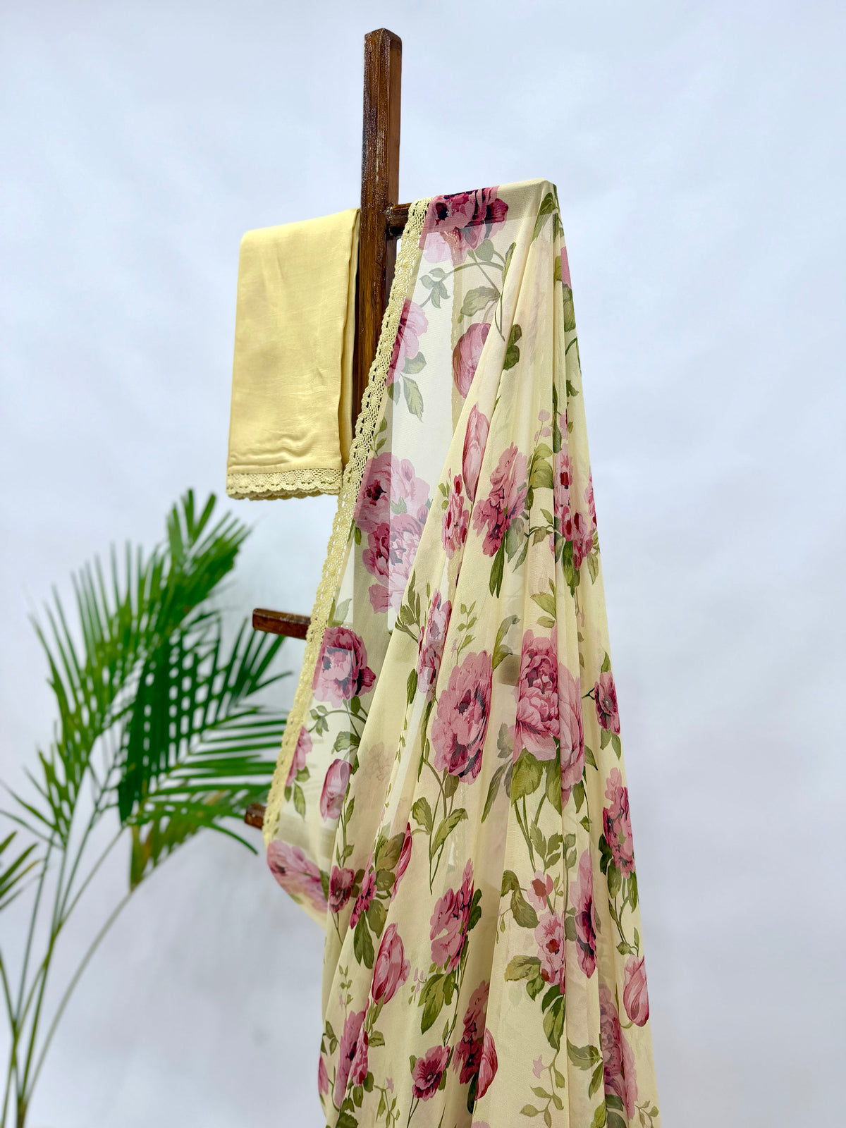 BUTTER YELLOW FLOWER BUNCH GEORGETTE SAREE