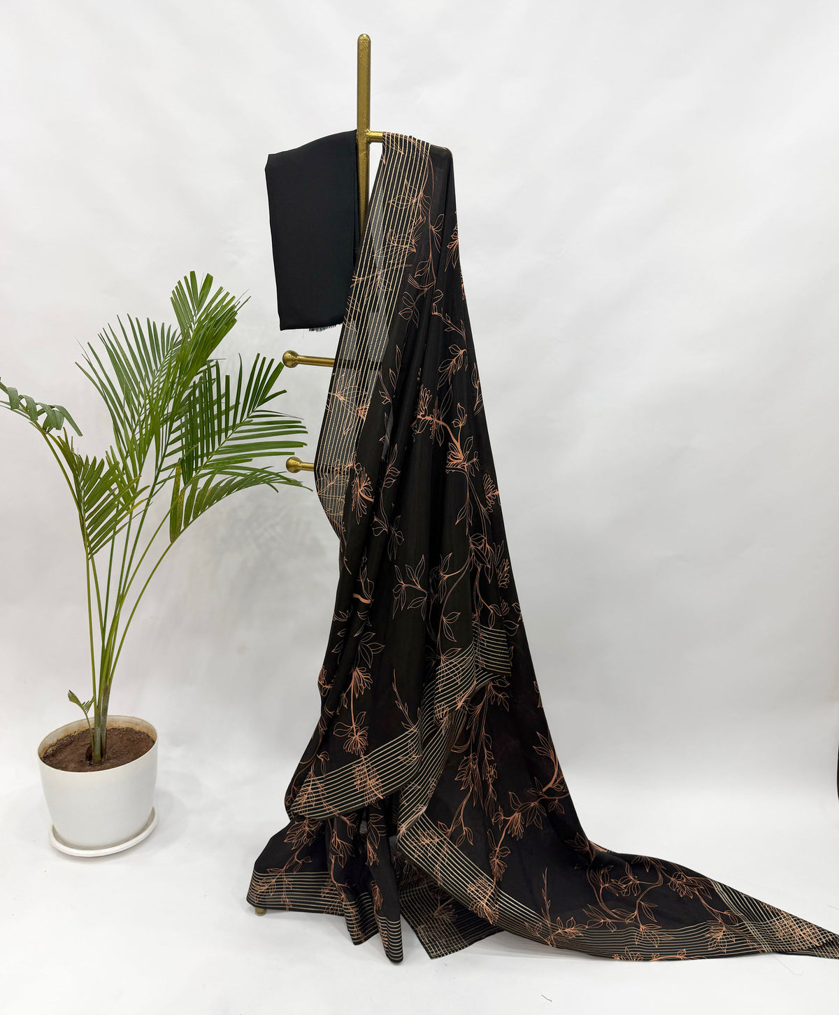 CARBON BLACK OT FOLIOLE CREPE SILK SAREE