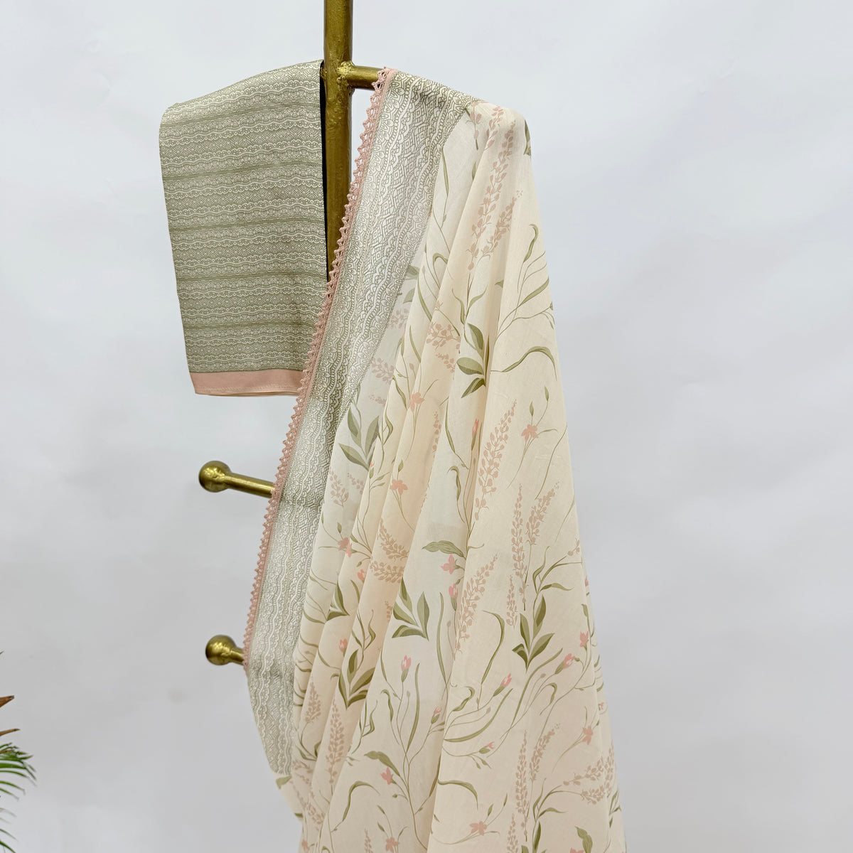 IVORY BOTANICAL CHANDERI SAREE AND SILK BLOUSE FABRIC