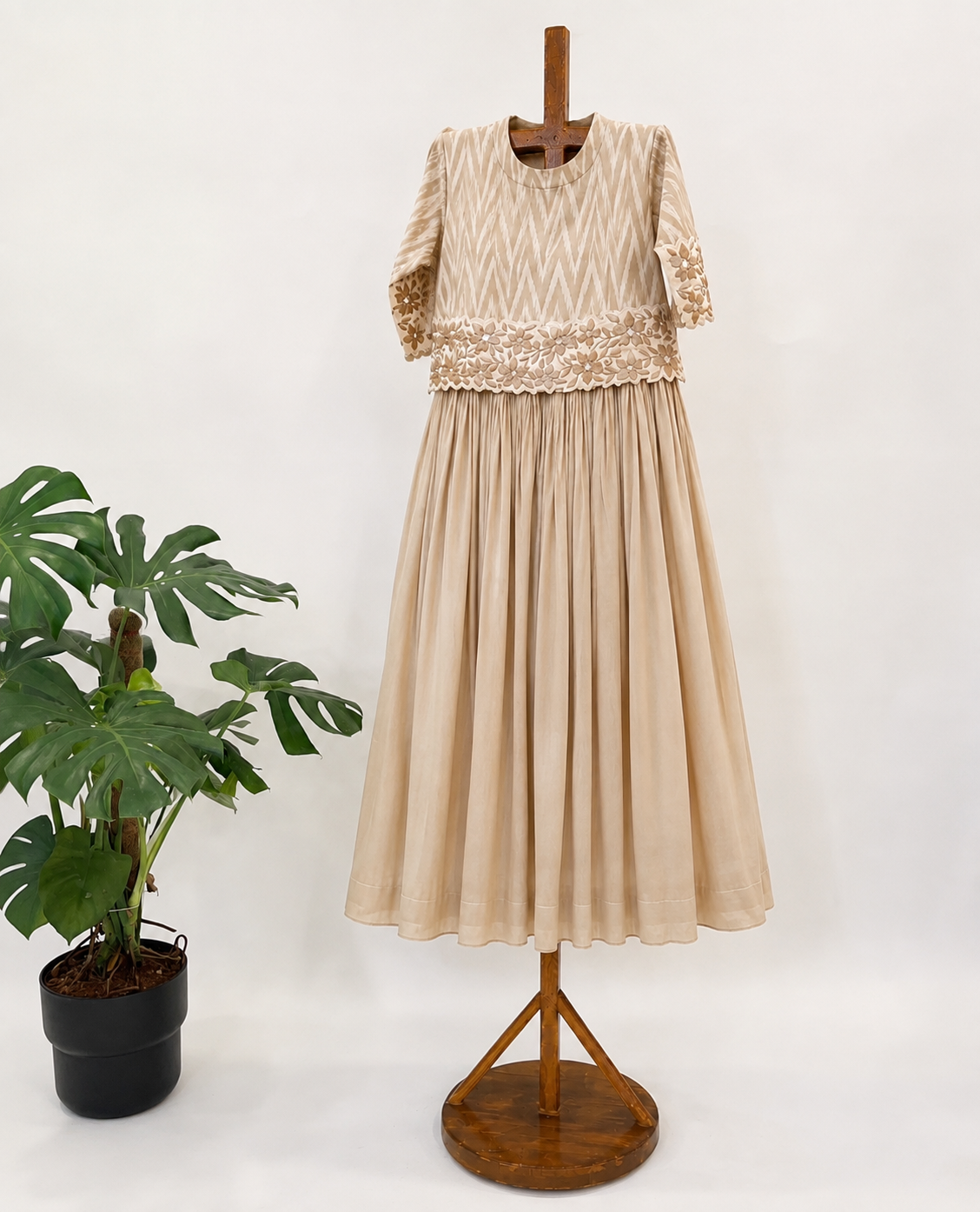 Beige Attached Stripes Jakcet Dress