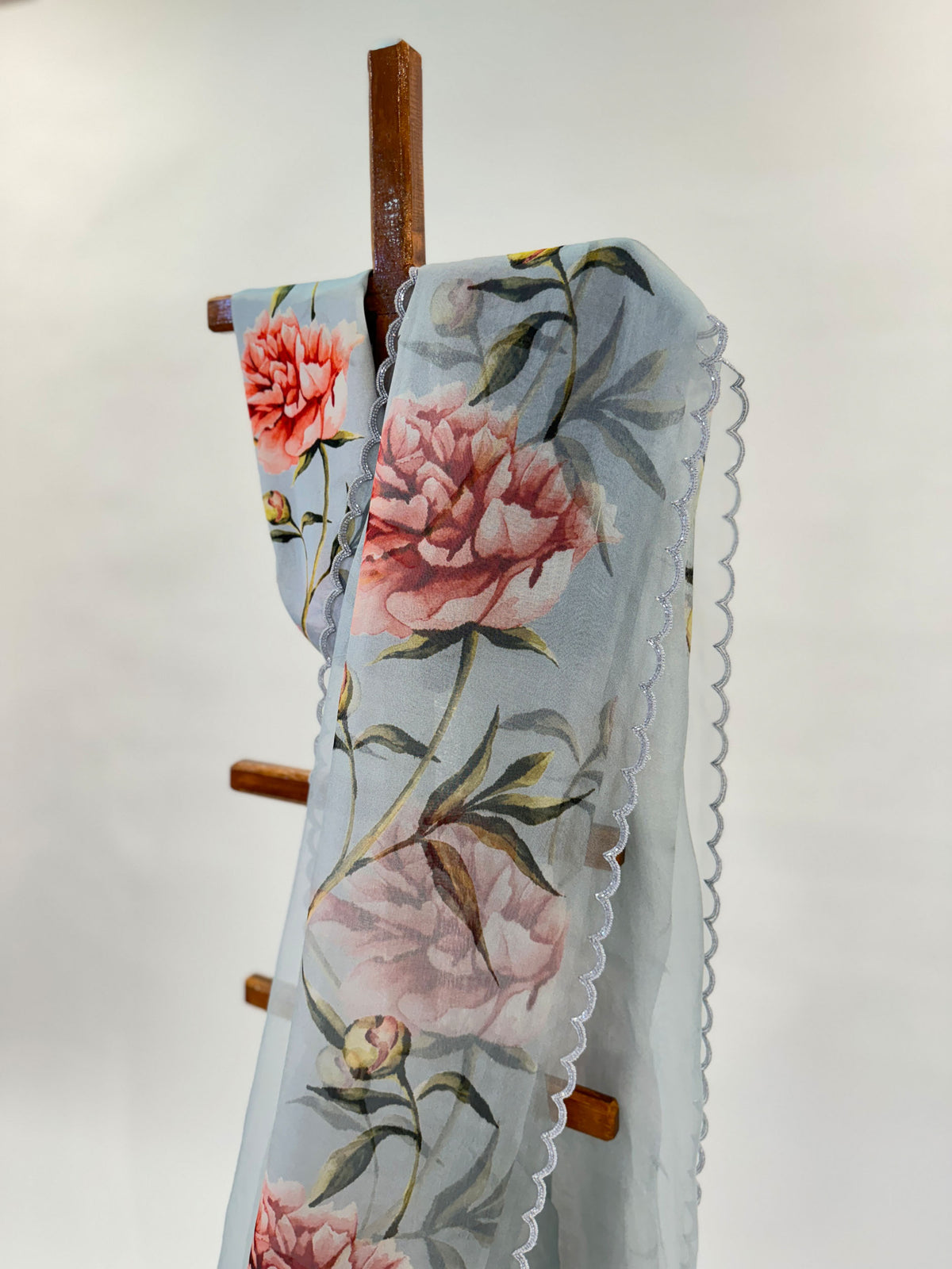 GREY PEONIA BORDER ORGANZA SAREE