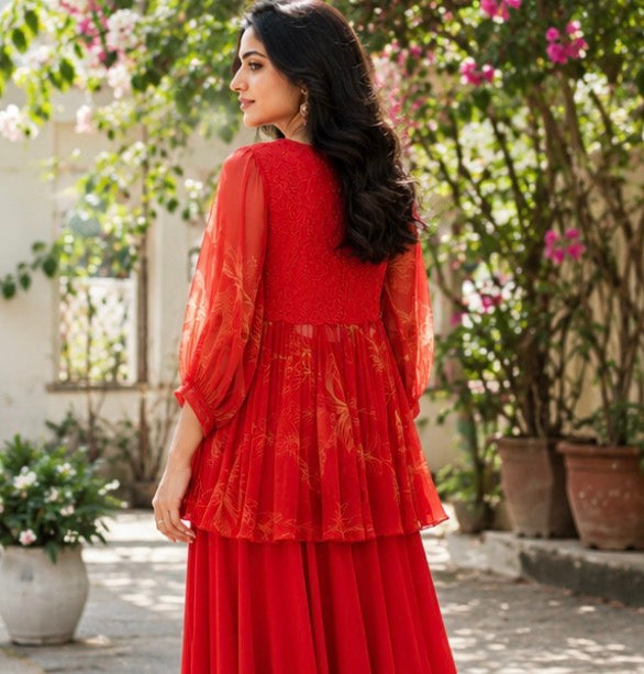 Red foliole peplum pants with applique embroidery