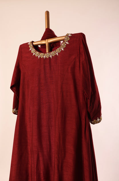 Maroon Kurta set with knot embroidery