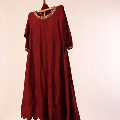 Maroon Kurta set with knot embroidery
