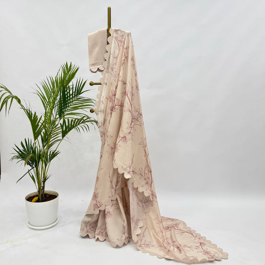 Ivory Foliole Outline Silk Scallop Saree