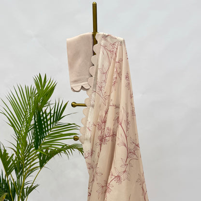 Ivory Foliole Outline Silk Scallop Saree