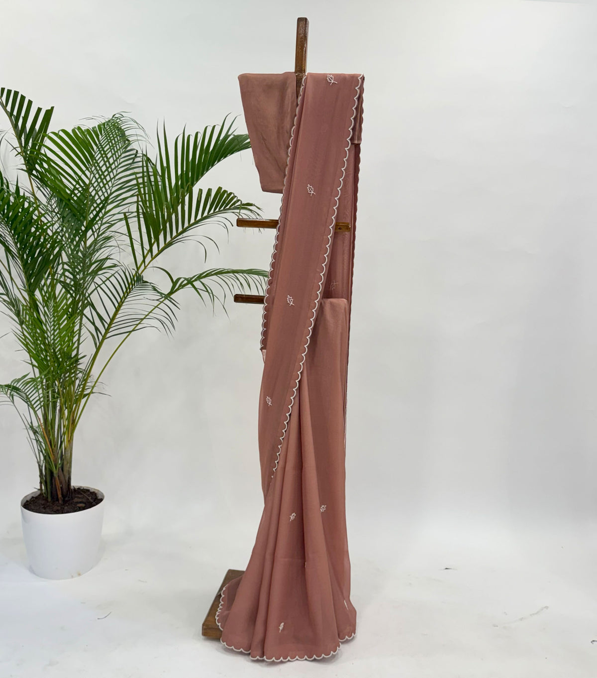 BROWN PEARL LEAF BUTAS ORGANZA SAREE