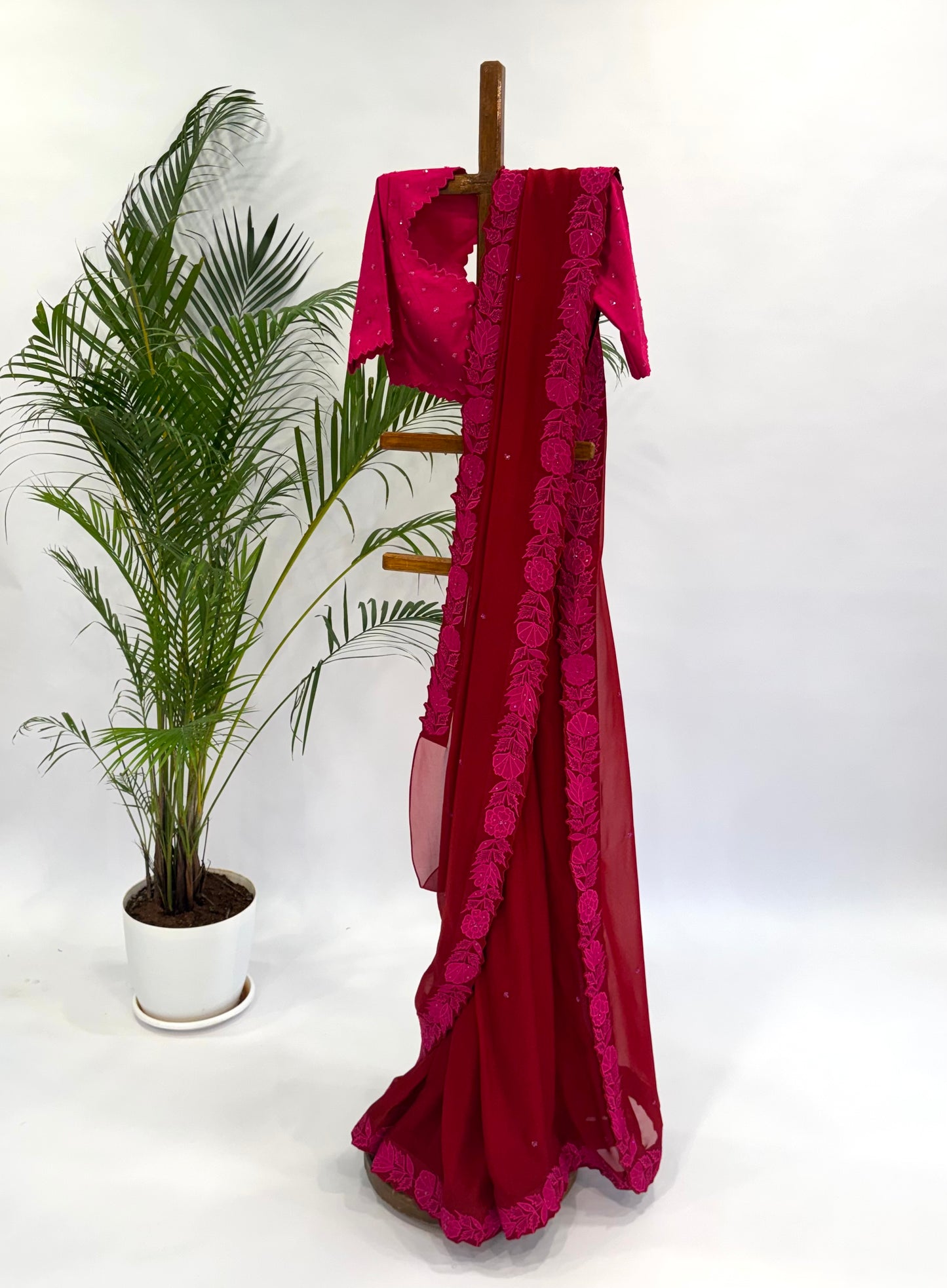 RED WITH HOTPINK APPLIQUE BORDER ORGANZA SAREE WITH PINK SEQUENCE MOTIFS BLOUSE