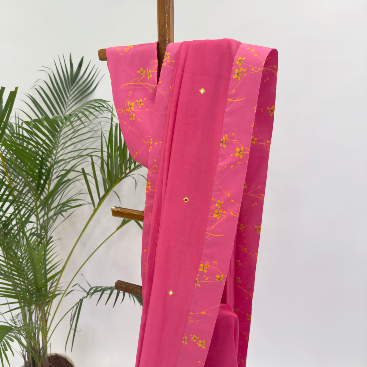 HOTPINK BLOOM SILK BORDER CHANDERI SILK MIRROR MOTIFS SAREE
