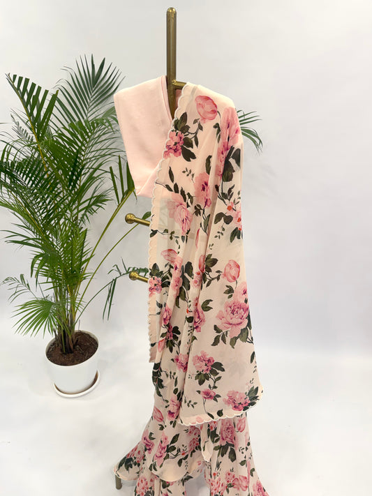 BLUSH PINK FLOWER BUNCH PEARL SCALLOP SAREE
