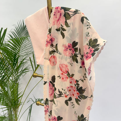 BLUSH PINK FLOWER BUNCH PEARL SCALLOP SAREE