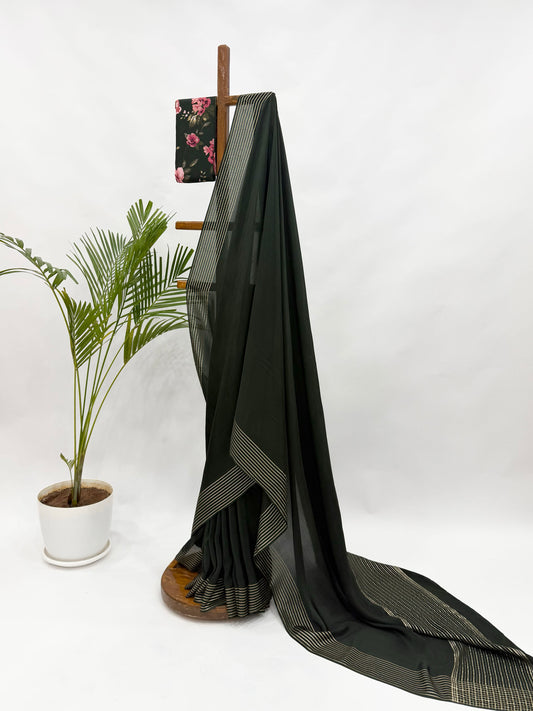 DARK GREEN CREPE SILK SAREE WITH FLOWER BUNCH BLOUSE FABRIC
