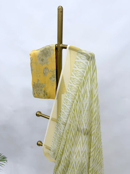 GREEN STRIPES GEORGETTE SAREE WITH YELLOW FLORAL BLOUSE FABRIC