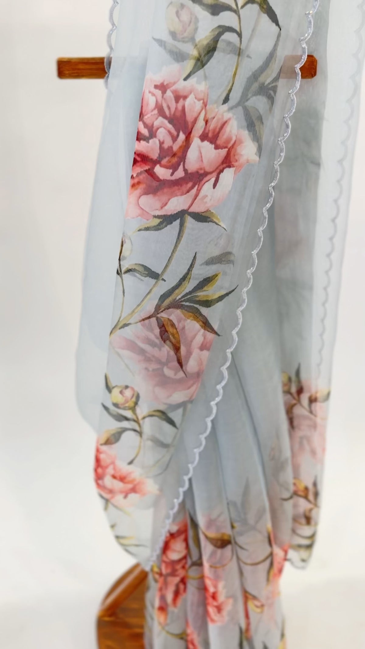 GREY PEONIA BORDER ORGANZA SAREE