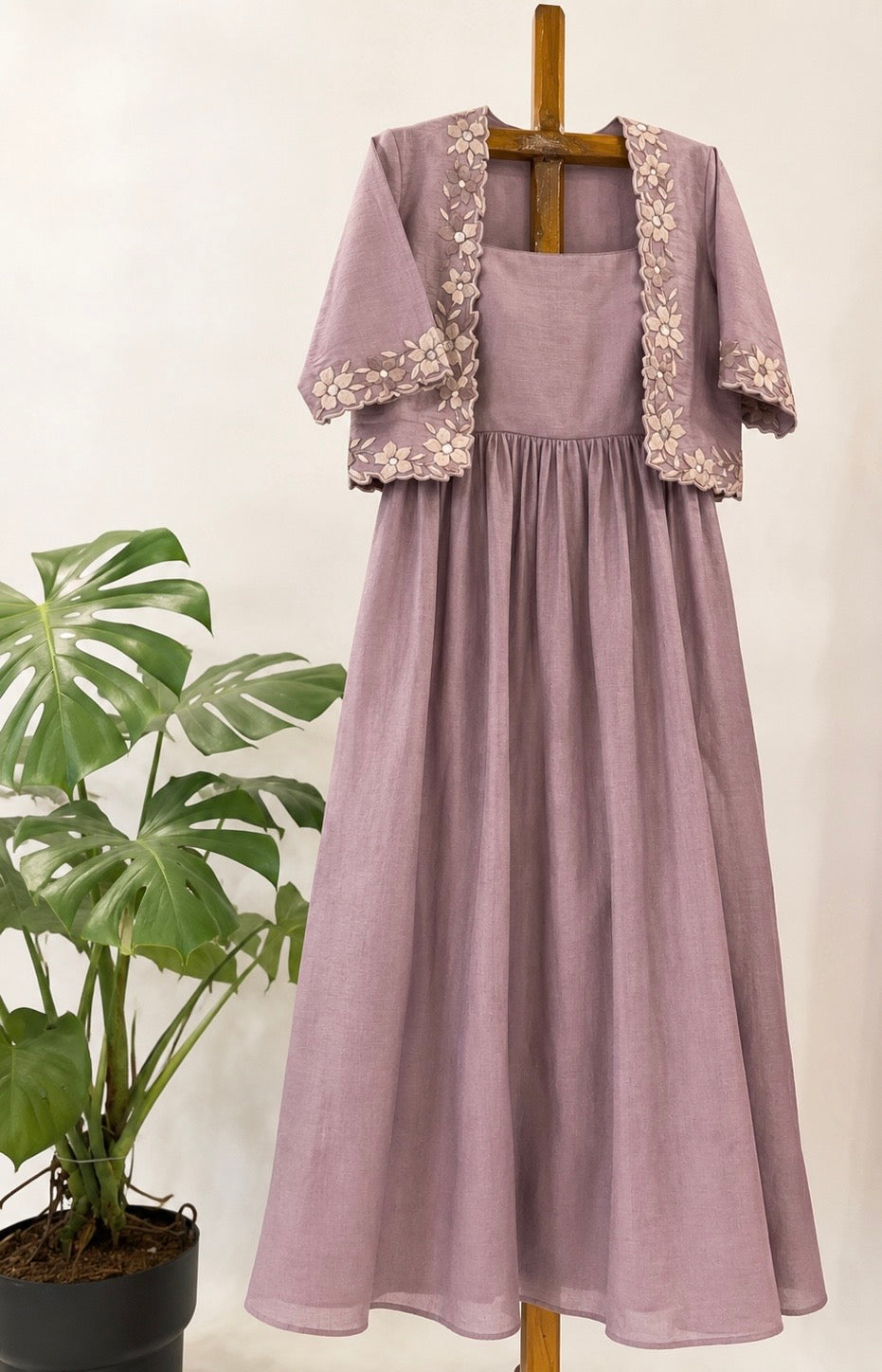 Mauve Floral Embroidery Linen Dress
