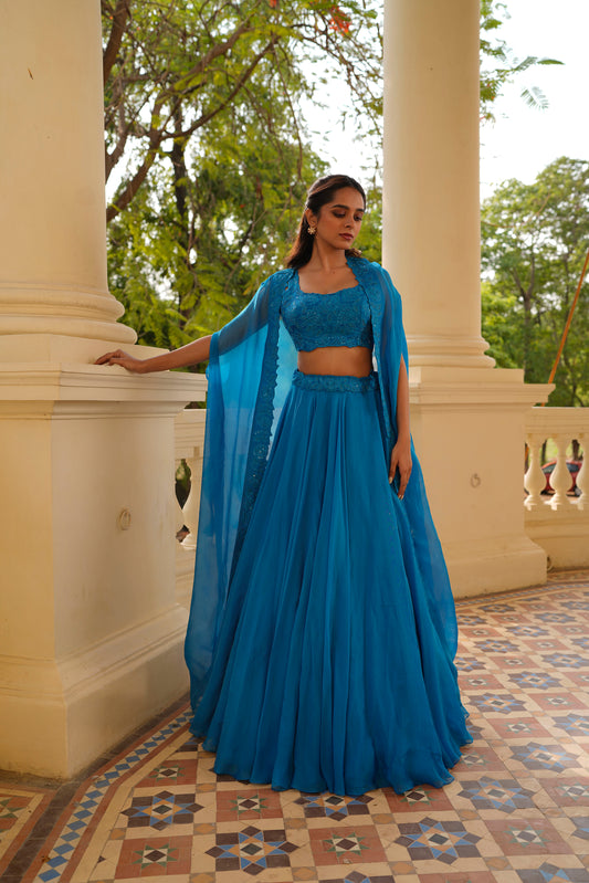 Applique Skirt Cape Set