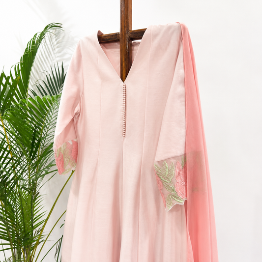 Blush Applique Vt