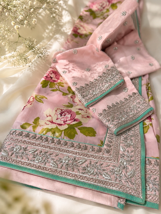 Pink Flower Bunch Silk Saree