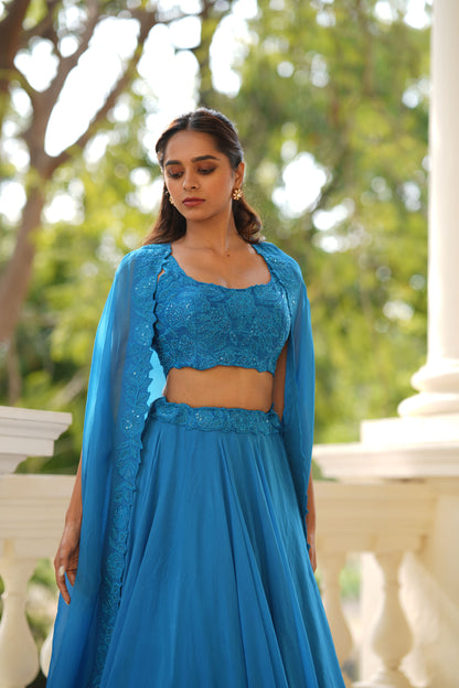 Applique Skirt Cape Set