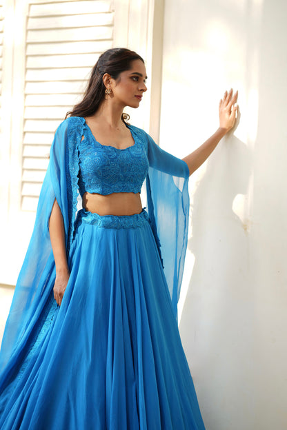 Applique Skirt Cape Set