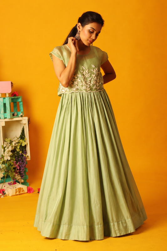Mint Green Vinca Embroidered Tie Jakcet Floorlength