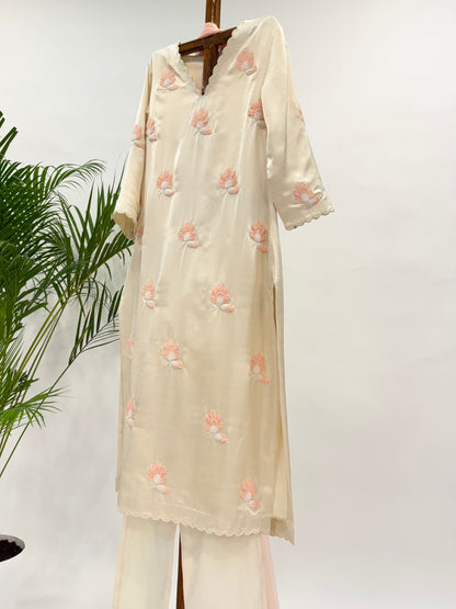 Ivory Georgette Flowers Kurta Set
