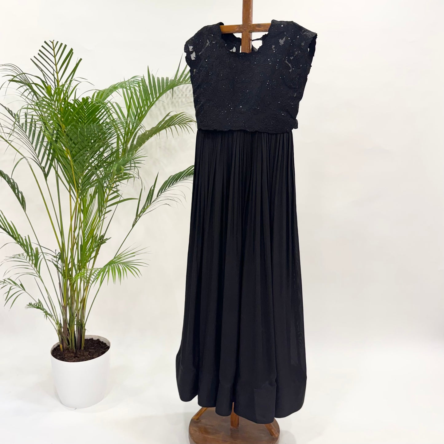Black Applique Tie Jacket Floorlength