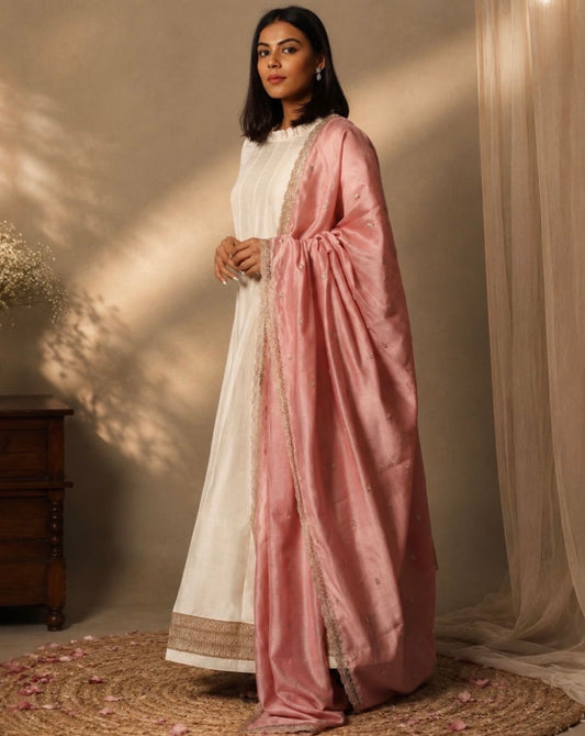 Offwhite Flared silk Kurta with Onion Pink Chanderi silk Dupatta