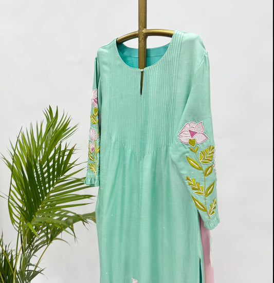 Aqua ME straight cut Kurta Set