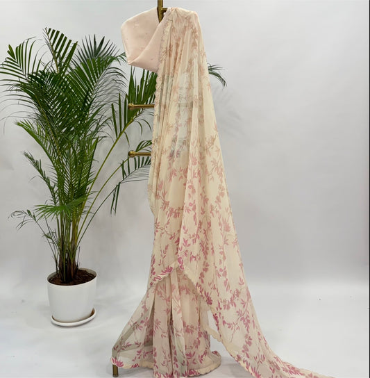 Ivory Gradient Foliole Saree With cutbeads Scallop