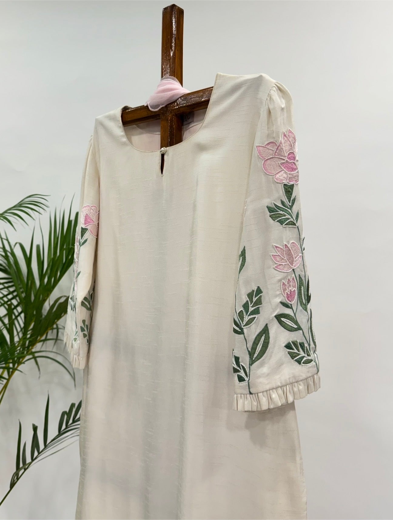 Offwhite ME Kurta Set