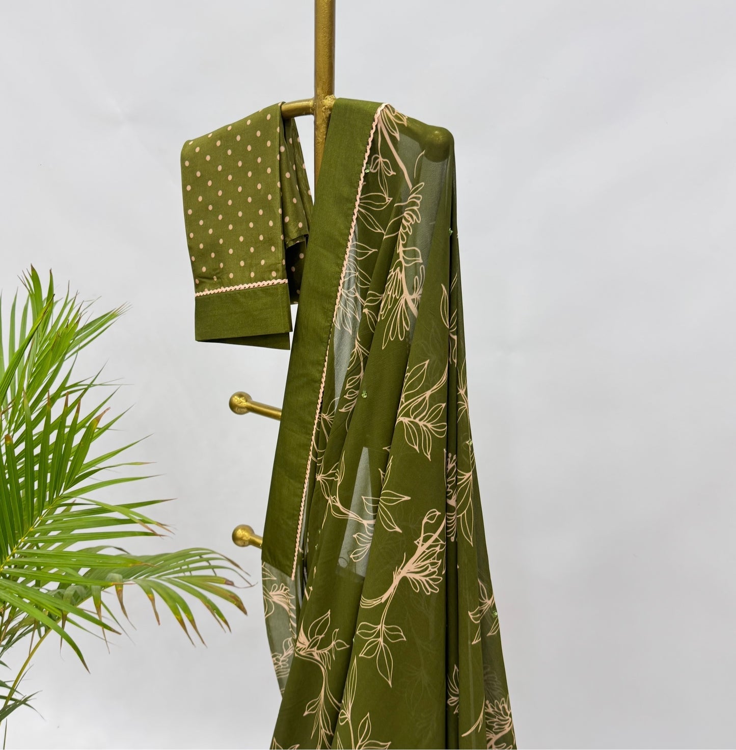 Olive Green Foliole Outline Georgette Saree