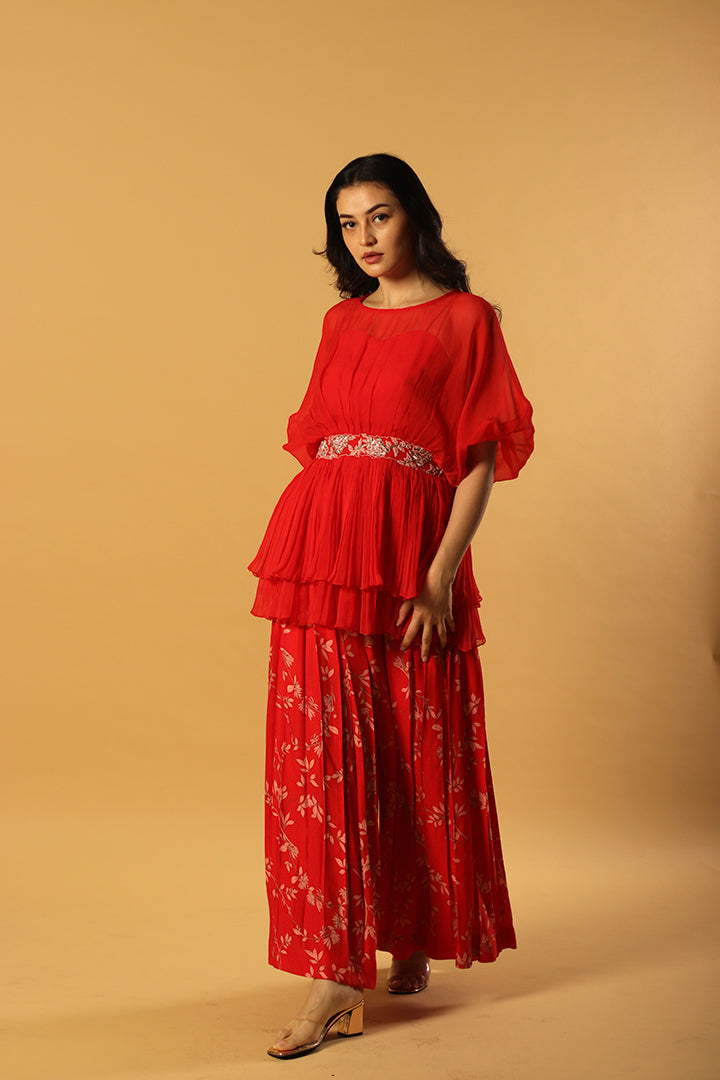 red foliole peplum pants