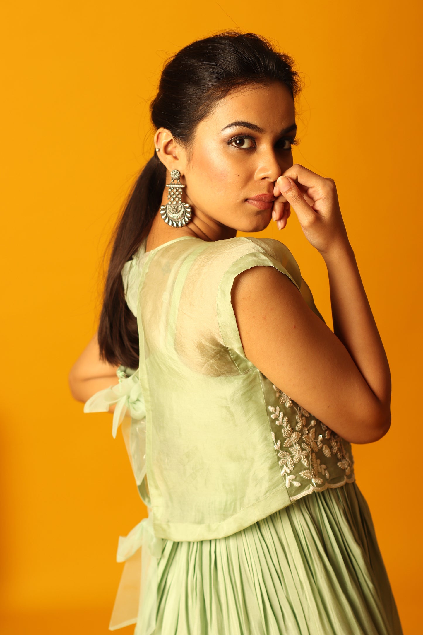 Mint Green Vinca Embroidered Tie Jakcet Floorlength