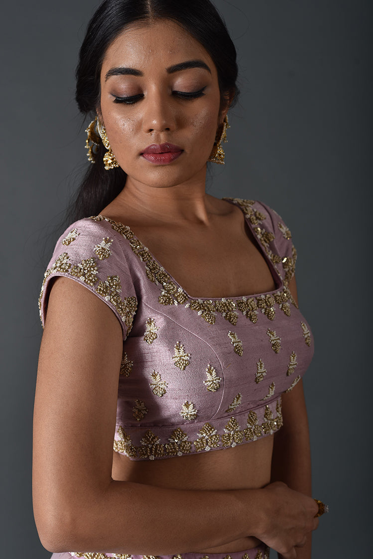 knot work lehenga