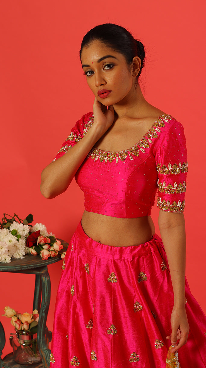 Motifs Lehenga