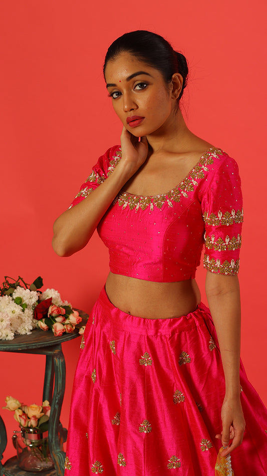 Motifs Lehenga