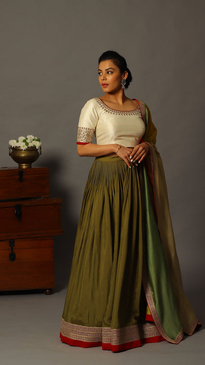 Olive Tamara Skirt Set