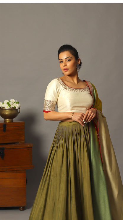 Olive Tamara Skirt Set