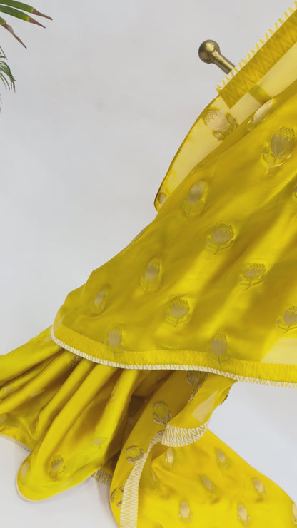 YELLOW ZARI MOTIF PATTU SAREE WITH STRIPES BLOUSE FABRIC