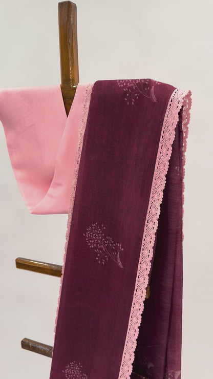 MAROON KUMRI MOTIFS MUL SAREE WITH PINK BLOUSE FABRIC