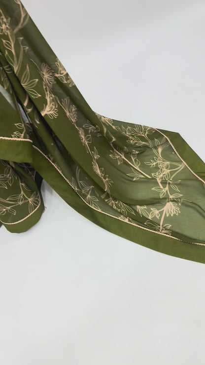 MEHNDI GREEN OT FOLIOLE GEORGETTE SAREE WITH POLKA BLOUSE FABRIC